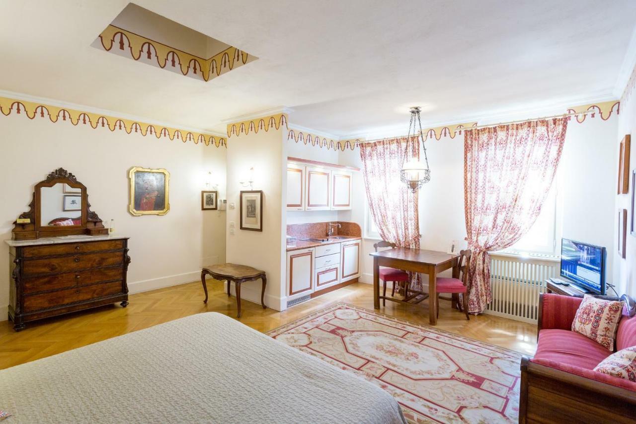 Palazzo Dalla Rosa Prati Πάρμα Δωμάτιο φωτογραφία
